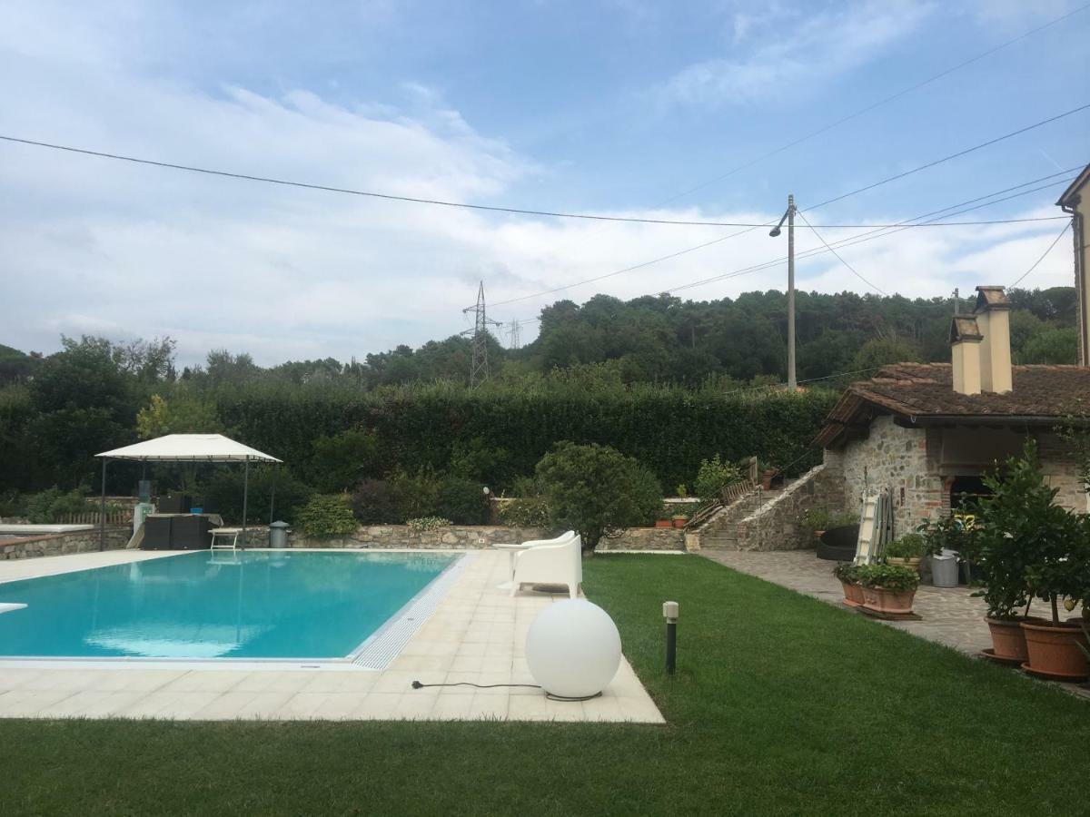 Vila Casa Pietra Del Sole Lucca Exteriér fotografie