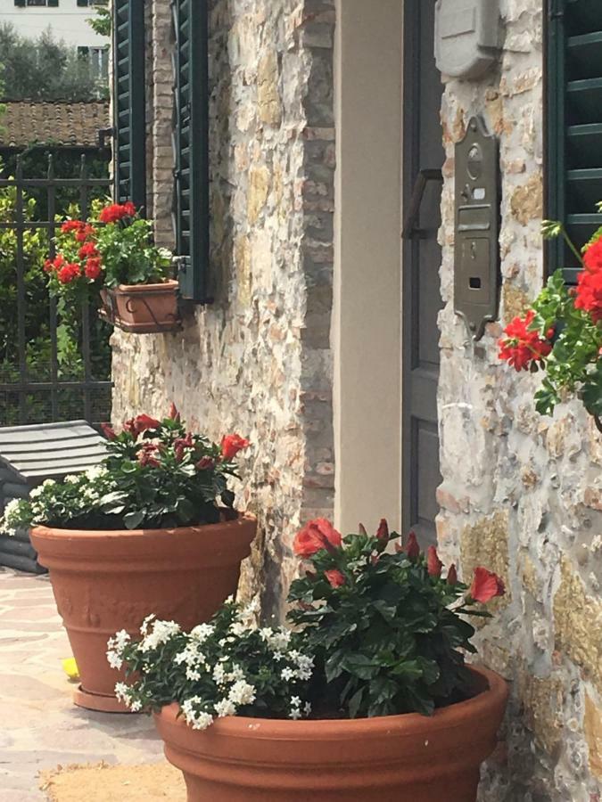 Vila Casa Pietra Del Sole Lucca Exteriér fotografie